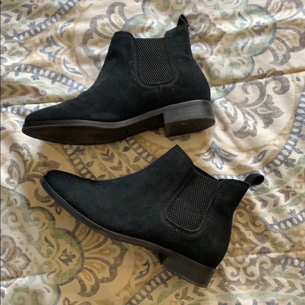 Suede TOMs booties